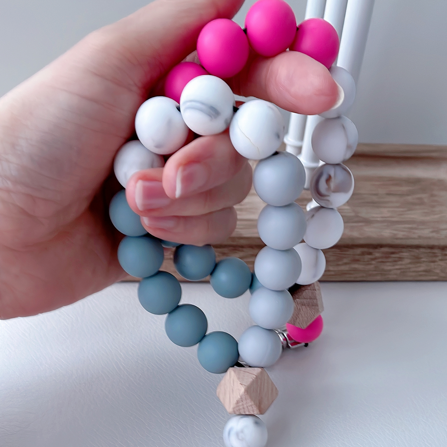 CHABAEBAE Wristlet Keychain, Marble Bracelet Key Holder, Beaded Wrist Keychain
